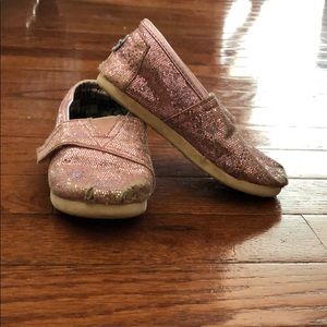 Girl’s Toms - Play Shoe